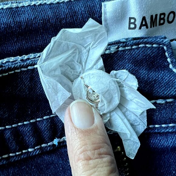 BLING Western BAMBOO Jean Shorts Rhinestones Bull Skull Embroidery  9/10 NEW NWT - Picture 5 of 14